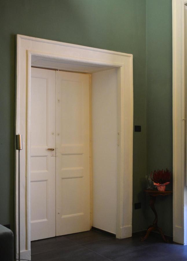 Porta Felu Apartment Salerno Bagian luar foto