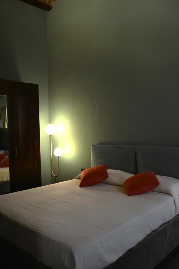 Porta Felu Apartment Salerno Bagian luar foto